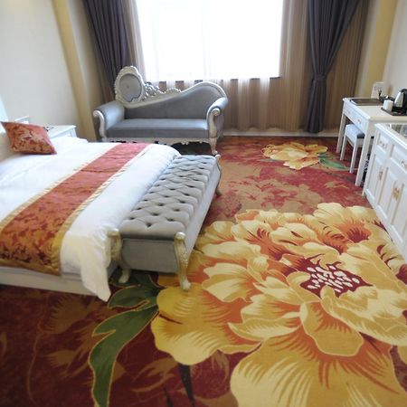 Ramada Encore Shanghai Pudong Exterior photo
